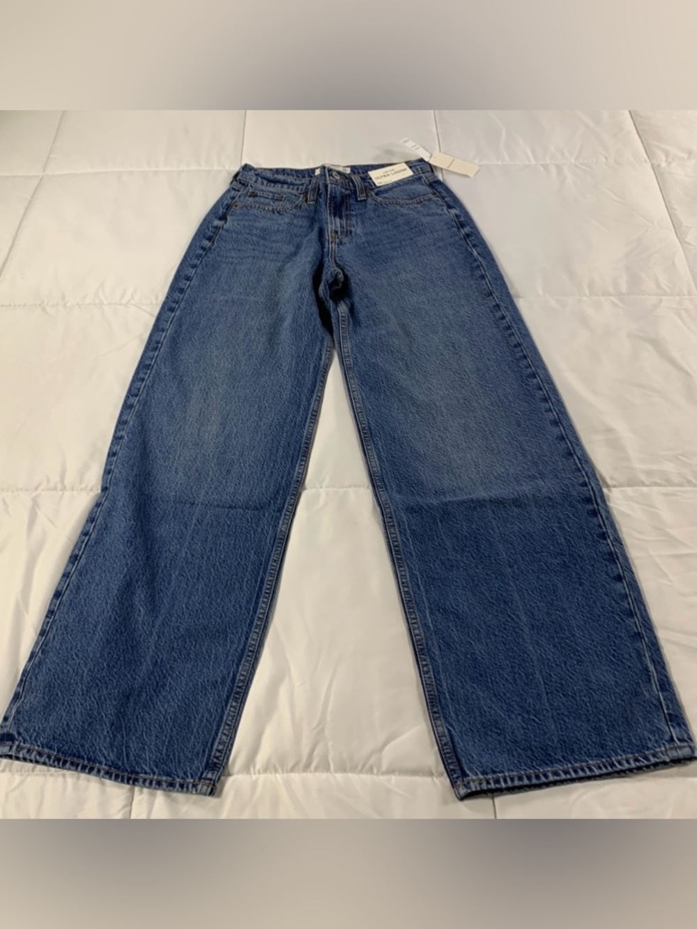 New ABERCROMBIE & FITCH lowrise ultra loose jeans size 24